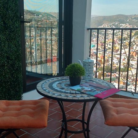 Apartamento Con Terraza A Un Lado Del Monumento Del Pipila Hotell Guanajuato Eksteriør bilde