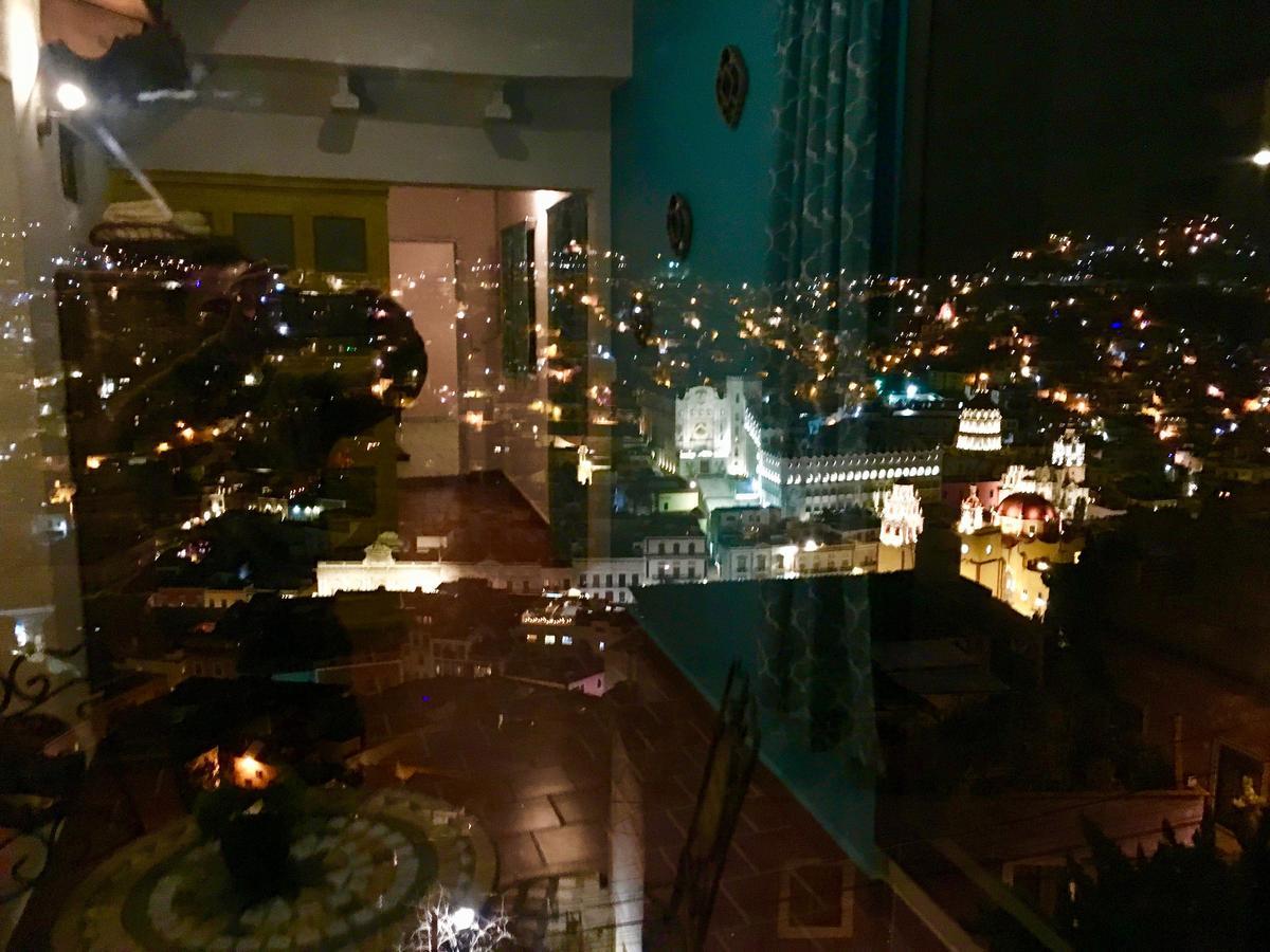 Apartamento Con Terraza A Un Lado Del Monumento Del Pipila Hotell Guanajuato Eksteriør bilde